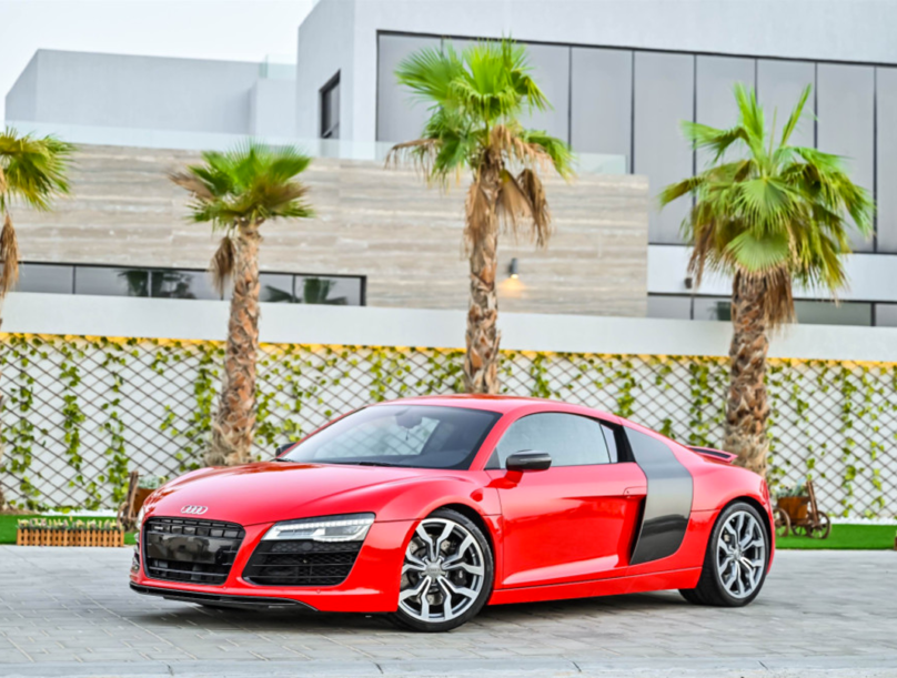 AUDI R8 COUPÉ