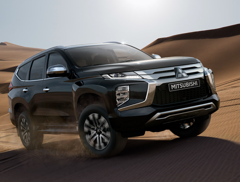 Rent MITSUBISHI PAJERO in Dubai