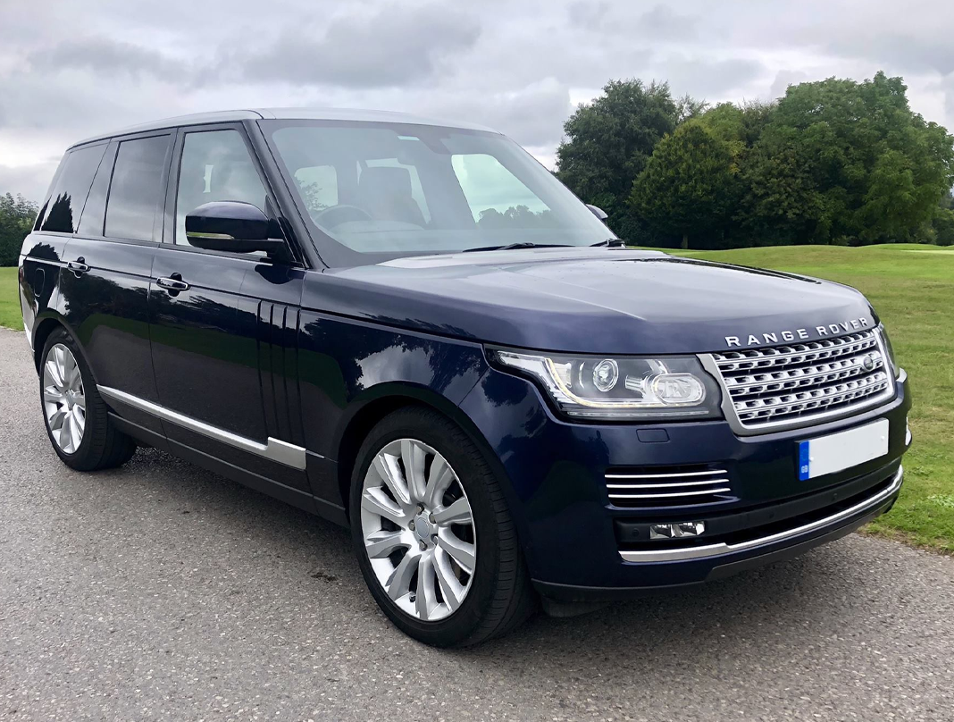 RANGE ROVER VOGUE SC– BLUE - AC Car Rental