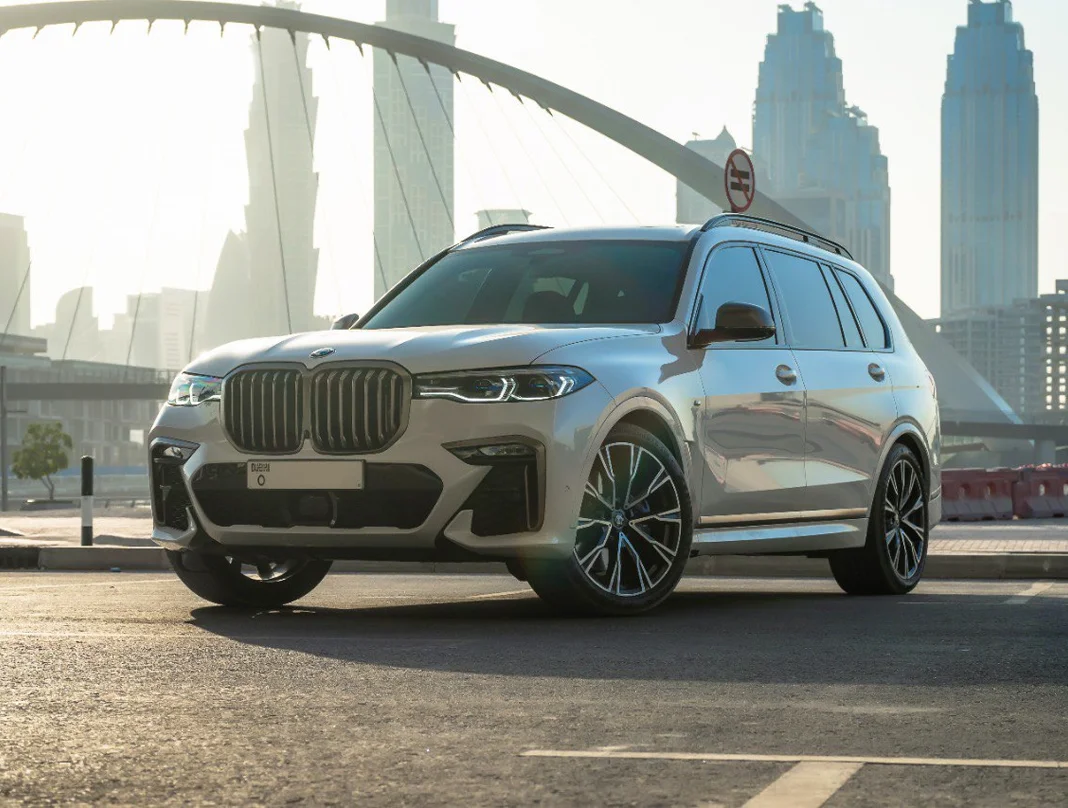 BMW X7 white